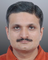 Dr. Praveen Saxena - Best Spine surgeon